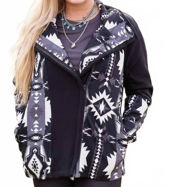 CRAZY TRAIN Jackets & Blazers - NEW CRAZY TRAIN trail blazer aztec jacket in black and white